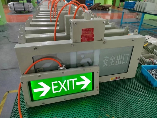 50 000 ชั่วโมง ระเบิดป้องกันระเบิด ทางออกฉุกเฉิน LED ไฟฟ้า 120 ลูเมนต่อวัตต์ และ IP66 การป้องกัน