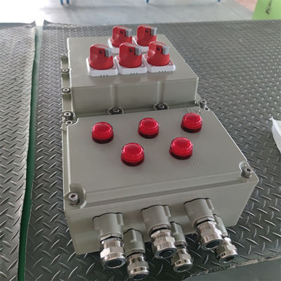 แผ่นกระจายที่แข็งแกร่งกันระเบิด ป้องกันพายุทราย IP66 สําหรับสถานีปิโตรเคมีทะเลทราย