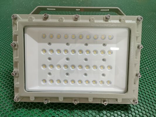 ไฟส่องสว่างอุตสาหกรรม LED กันน้ำ IP66 สำหรับพื้นที่เสี่ยง รับประกัน 5 ปี กำลังไฟ 50-240W 140lm/W ได้รับการรับรอง ATEX IECEx สำหรับโซน 1 & 2
