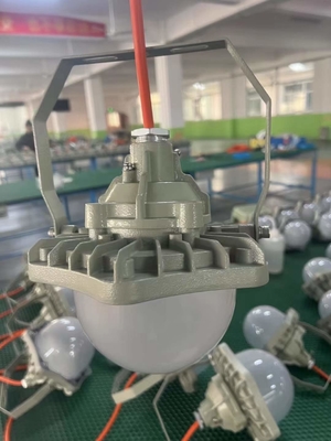 ภายในและภายนอก ป้องกันระเบิด ไฟ LED การเคลือบ anodizing 6000K ความร้อนสี