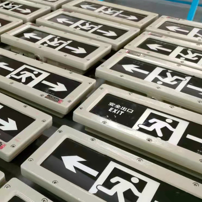 โรงงานตรง LED ป้ายออก ระเบิดกันแสงฉุกเฉินติดตั้งบนผนัง Pictogram ที่กําหนดเอง