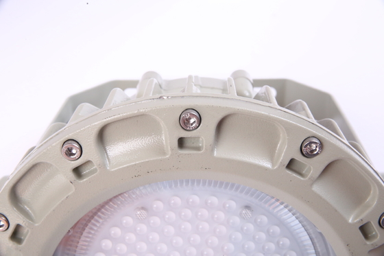 ด้านกลาง 140lm / w ประสิทธิภาพสูง 100w 150w LED กันระเบิด ไฟสูง IP66 LED กันระเบิด ไฟ