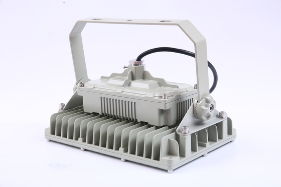 100 ~ 277v 130lm / W 200w โคมไฟกันระเบิด 5700K