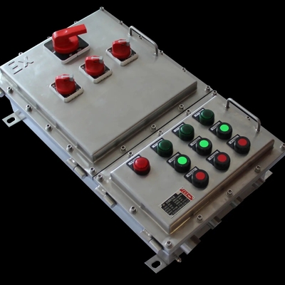 กล่องจ่ายไฟสำหรับไฟส่องสว่างกันระเบิดรุ่น CXM - Ex d e IIC, ป้องกัน IP66, ตัวเรือนอะลูมิเนียมทนทานสำหรับพื้นที่อันตรายในอุตสาหกรรม