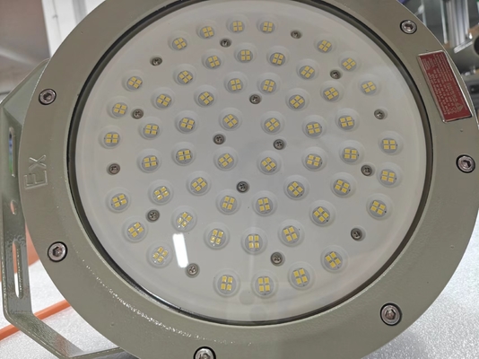 ตัดอัลลูมิเนียม LED Bay ไฟฟ้าที่มีบราคเก็ต Mount 50000hrs อายุการใช้งาน