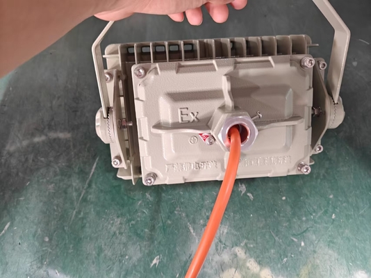 ATEX IECEx RoHS ISO9001 50W โคมไฟ LED กันระเบิด สําหรับสถานที่เก็บขยะอันตราย