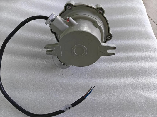 ไฟเตือนฉุกเฉินที่ทนระเบิดสําหรับเพดาน 120-180db IP66 สําหรับพื้นที่อันตราย
