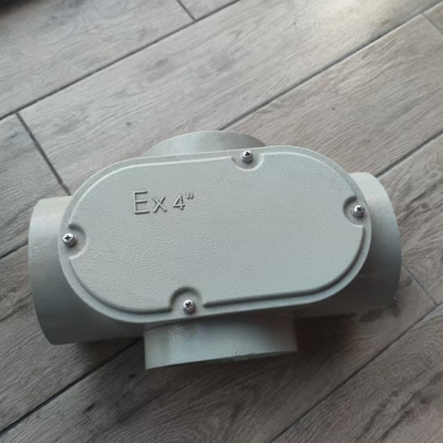 ป้องกันระเบิด Ex d กล่องสายไฟ อลูมิเนียมประเภทเรือ / เหล็กไร้ขัดประเภท IIB / IIC
