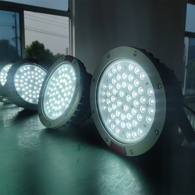 WF2 องศา CREE ไฟสับ LED Bay Lamp IP66 สําหรับสภาพแวดล้อมที่ท้าทาย