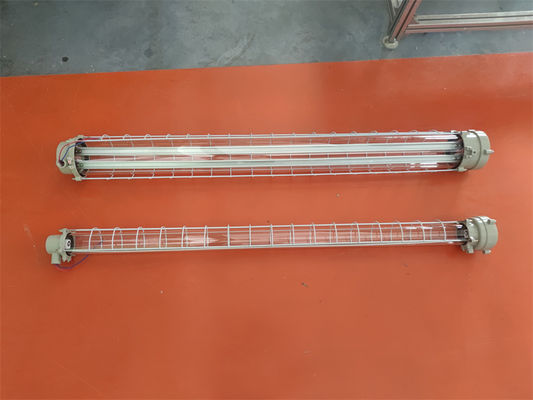 เครื่องไฟฟลูเรสเซ็นต์ที่ป้องกันระเบิดที่ได้รับการรับรองจาก ATEX สําหรับพื้นที่อันตราย