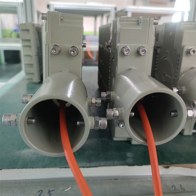 Ex Proof LED Street Flood Light รับรอง ATEX กันไฟ ปรับแต่ง IP66 180lm/watt สําหรับโรงงานก๊าซ