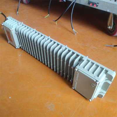 แสงเส้นตรงที่ป้องกันการหลุด ATEX IEC IP66 WF2 มีการจัดอันดับด้วยอุตสาหกรรมอลูมิเนียม LED
