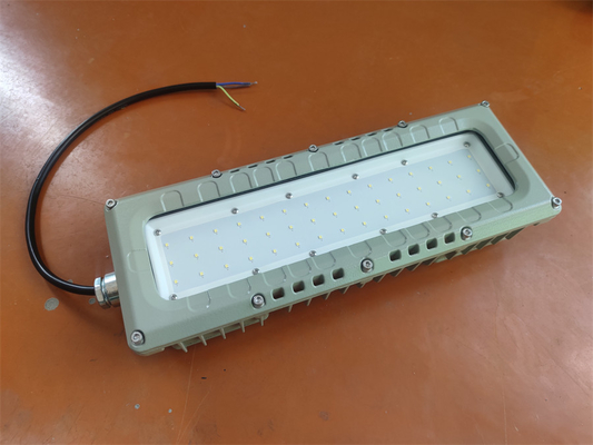 โคมไฟ LED กันระเบิด RoHS ATEX IECEx สําหรับสภาพแวดล้อมที่รุนแรง แสงอุตสาหกรรม 200Watt 295V
