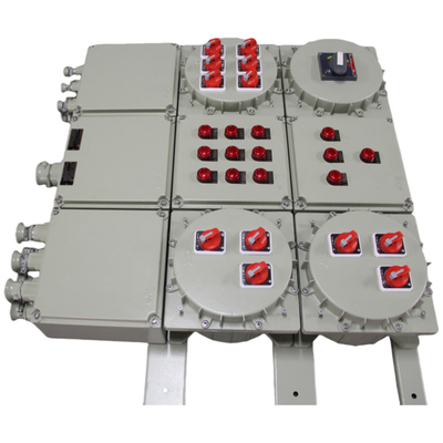Exd e สถานีควบคุมที่ป้องกันระเบิด ATEX IP66 อลูมิเนียมเกรดเรือ สร้างตามสั่งสําหรับพื้นที่อันตราย 225A
