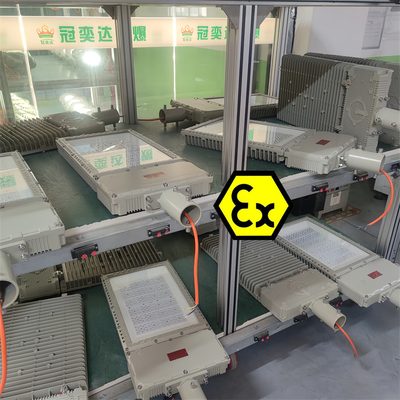 ความปลอดภัย ป้องกันการกัดกร่อน IP66 โคมไฟกันระเบิด