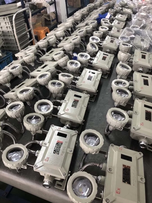 ไฟฉายฉุกเฉิน LED ระยะเวลาใช้งานยาวนาน พร้อม 50000 ชั่วโมง ติดผนังหรือเพดาน