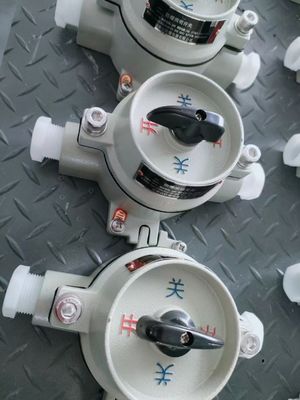 สวิตช์เลือกไฟฟ้าแบบป้องกันการระเบิด 220V / 380V พร้อม WF2 Grey Zone 22