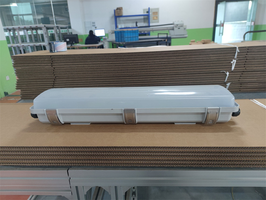 2*18w/2*36w แสงหลอดไฟกันระเบิด IP66 WF2 ระดับการป้องกัน CRI สูง Ra≥70