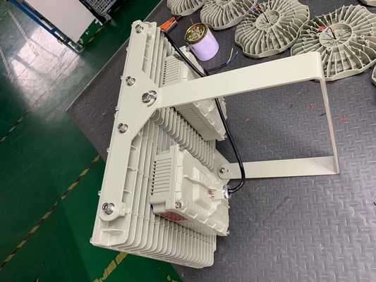IP66 ไฟโฟลท์ LED พร้อม WF2 อลูมิเนียมสลัด CREE แหล่งไฟกันไฟ