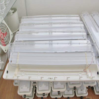 IP66 เรตติ้ง กันระเบิด LED ไฟสูง Bay ไฟโดย CREE ธูปหล่อไฟด้วยประสิทธิภาพ 160lm / w