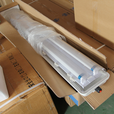 ประหยัดพลังงาน กันระเบิด แสงหลอด CRI Ra≥70 100lm/w โคมไฟ ประสิทธิภาพการส่องแสง 120-140° มุมรังสี