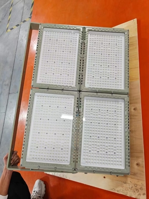 ไฟฉายแสง LED กันระเบิดที่ยั่งยืน สําหรับสถานที่อันตรายชั้น I Div 1 ประสิทธิภาพ 120lm / W