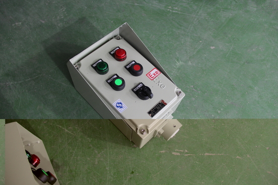 กล่องปานล์ควบคุมกันระเบิด Ex d IIB T4 รับรอง กล่องกระจายไฟ