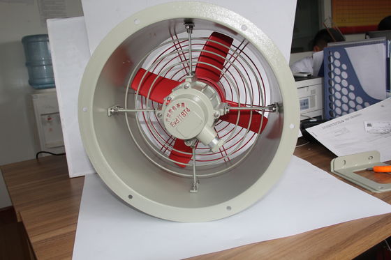 ขายปลีก ATEX รับรองสถานที่อันตราย พัดลมระบายน้ําแกน 220V 380V
