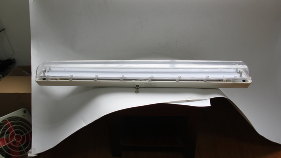 ไฟ LED เชิงเส้นกันระเบิดที่ได้รับการรับรอง ATEX IECEx CNEX สำหรับโซนอันตราย 1 และโซน 2 – ไฟส่องสว่างอุตสาหกรรมกันน้ำประหยัดพลังงานสำหรับสภาพแวดล้อมน้ำมัน ก๊าซ และสารเคมี