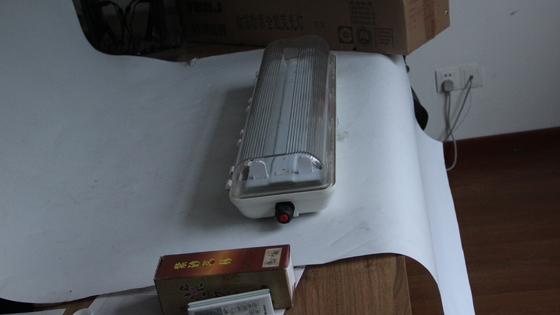 ไฟ LED เชิงเส้นกันระเบิดที่ได้รับการรับรอง ATEX IECEx CNEX สำหรับโซนอันตราย 1 และโซน 2 – ไฟส่องสว่างอุตสาหกรรมกันน้ำประหยัดพลังงานสำหรับสภาพแวดล้อมน้ำมัน ก๊าซ และสารเคมี