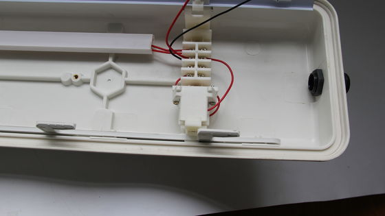 ไฟเชิงเส้นป้องกันการระเบิดรุ่น BYS Series พร้อมการรับรองสามรายการ – โคมไฟ LED สำหรับพื้นที่อันตรายที่ได้รับการรับรอง ATEX/IECEx/CNEX, ได้รับการจัดอันดับ IP66, รับประกัน 5 ปี, ปรับแต่งวัตต์และขนาดได้