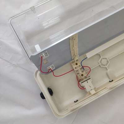 ไฟ LED เชิงเส้นกันระเบิด ATEX/IECEx/CNEX - ไฟส่องสว่างเกรดอุตสาหกรรมสำหรับพื้นที่อันตราย, ประหยัดพลังงาน, IP66, ตัวเลือกกำลังไฟและอุณหภูมิสีที่กำหนดเอง