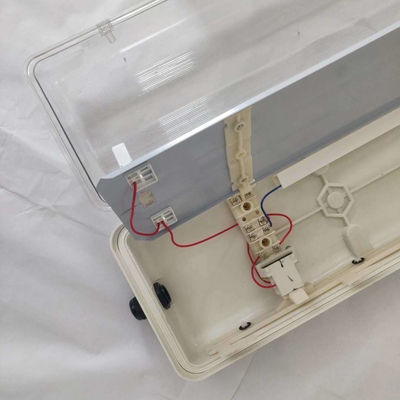 ทนทาน ATEX/IECEx/CNEX กันระเบิด ไฟ LED เส้นเส้น เกรดอุตสาหกรรม IP66 ไฟสําหรับบริเวณอันตราย โรงงานเคมีน้ํามันและก๊าซ โรงงานเหมืองแร่ โรงงานเรือ การออกแบบที่ประหยัดพลังงาน ลด