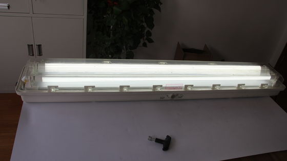 ไฟ LED เชิงเส้นกันระเบิด 0.6 ม./1.2 ม. ATEX/IECEx/CNEX ทนทาน ระดับอุตสาหกรรม IP66 สำหรับพื้นที่อันตราย โรงงานน้ำมันและก๊าซ โรงงานเคมี เหมืองแร่ สิ่งอำนวยความสะดวกทางทะเล การออกแบบที่ประหยัดพลังงานช่วยลด