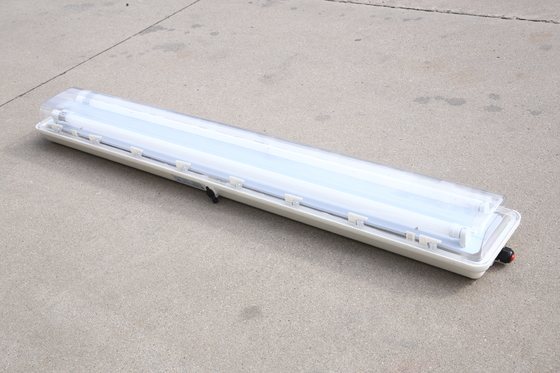 ATEX 1200mm ความยาว 2 * 18w ท่อสองแบบกันระเบิด LED ไฟเส้นสําหรับโซน 1 และ 2 โซน 21 และ 22