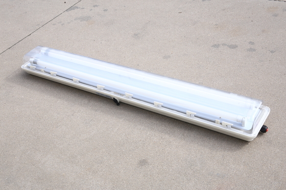 ความถี่ 50/60Hz Atex แสง LED กันระเบิด 90-305VAC/50-60HZ หรือ 24V DC input voltage
