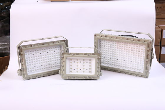 ลักษณะ ช่อง LED ที่แยกกัน กันระเบิด ไฟฟ้า LED ระบายน้ํา พร้อมการรับรอง ATEX CRI Ra ≥80