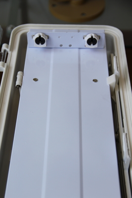 โคมไฟ LED สำหรับพื้นที่อันตรายที่ได้รับการรับรอง ATEX/IECEx/CNEX, ได้รับการจัดอันดับ IP66, รับประกัน 5 ปี, ปรับแต่งวัตต์และขนาดได้ ไฟเชิงเส้นกันระเบิด BYS Series ที่ทนทาน พร้อมการรับรองสามรายการ