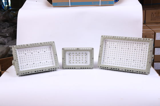 ไฮลูเมน 50w 100w 150w 200w ภายนอก กันระเบิด กันน้ํา Led Flood Light ด้วยการรับประกัน 5 ปี