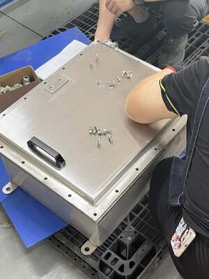 ปรับปรุง ex proof กล่องแยกกับ SS304& 316 วัสดุ G3 / 4