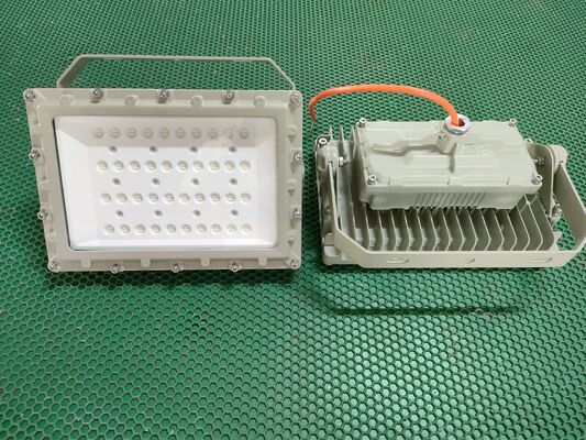 ATEX/CE 5 Years Warranty100w 200w Waterproof Energy Saving Outdoor Flood Light Led Lamp AC95V-305V