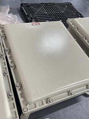 กล่องรวมสายไฟกันระเบิด ATEX Ex proof อะลูมิเนียมอัลลอยด์แบบปรับแต่งได้ พร้อมวัสดุ SS304&316 ทางเข้าสายเคเบิล G3/4 สำหรับโรงกลั่นน้ำมัน