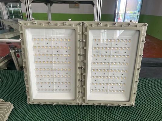 โคมไฟฟลัดไลท์อุตสาหกรรมกันระเบิด IP66, ATEX 50-240W, ประสิทธิภาพการส่องสว่าง 140lm/W ผ่านการรับรอง IECEx โซน 1 & 2, รับประกัน 5 ปี