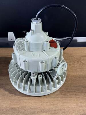 Atex/IECEx โซน 1/2/21/22 กันระเบิด กันเพลิง ไฟ LED สูง 6000k 150w ไฟเหมือง