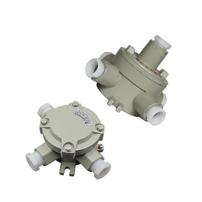 กล่องที่กําหนดเอง IP66 กันน้ํา ATEX กล่องแยก กล่องกันไฟ พลังงาน 220V / 380V กล่องแยกอลูมิเนียมเหล็ก