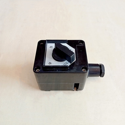 IP65 Fireproof เลือกสําหรับ 220V / 380V วอลเตจภายในความต้องการของคุณ