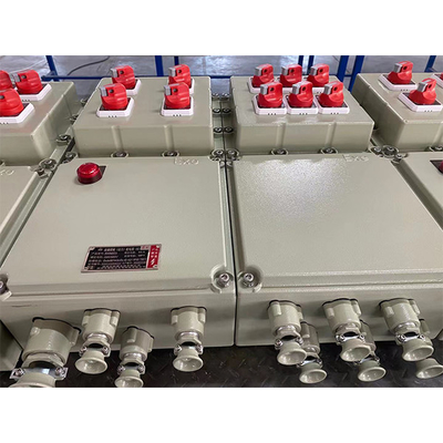IP65 สแตนเลส ปานล์ควบคุมไฟฟ้าติดผนัง AC 220V / 380V Ex ปานล์ควบคุม