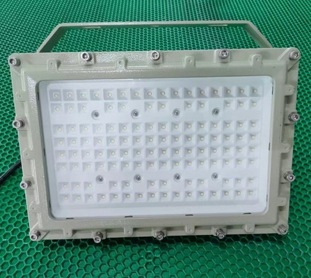 Fcatory ป้องกันการระเบิดโดยตรง Led Flood Light 135lm/w นอก IP66 กันน้ํา