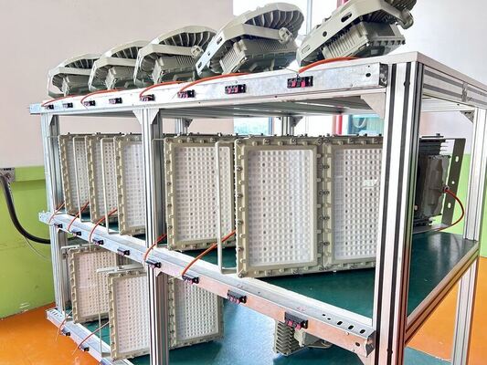 ATEX และ IECEx ยืนยันการระเบิด LED ไฟโฟลด์ 200 วัตต์สําหรับการใช้งานน้ํามันและก๊าซ